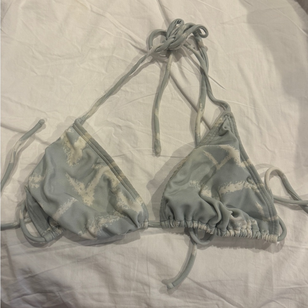 Stylish Gray Tie-Dye Bikini Top